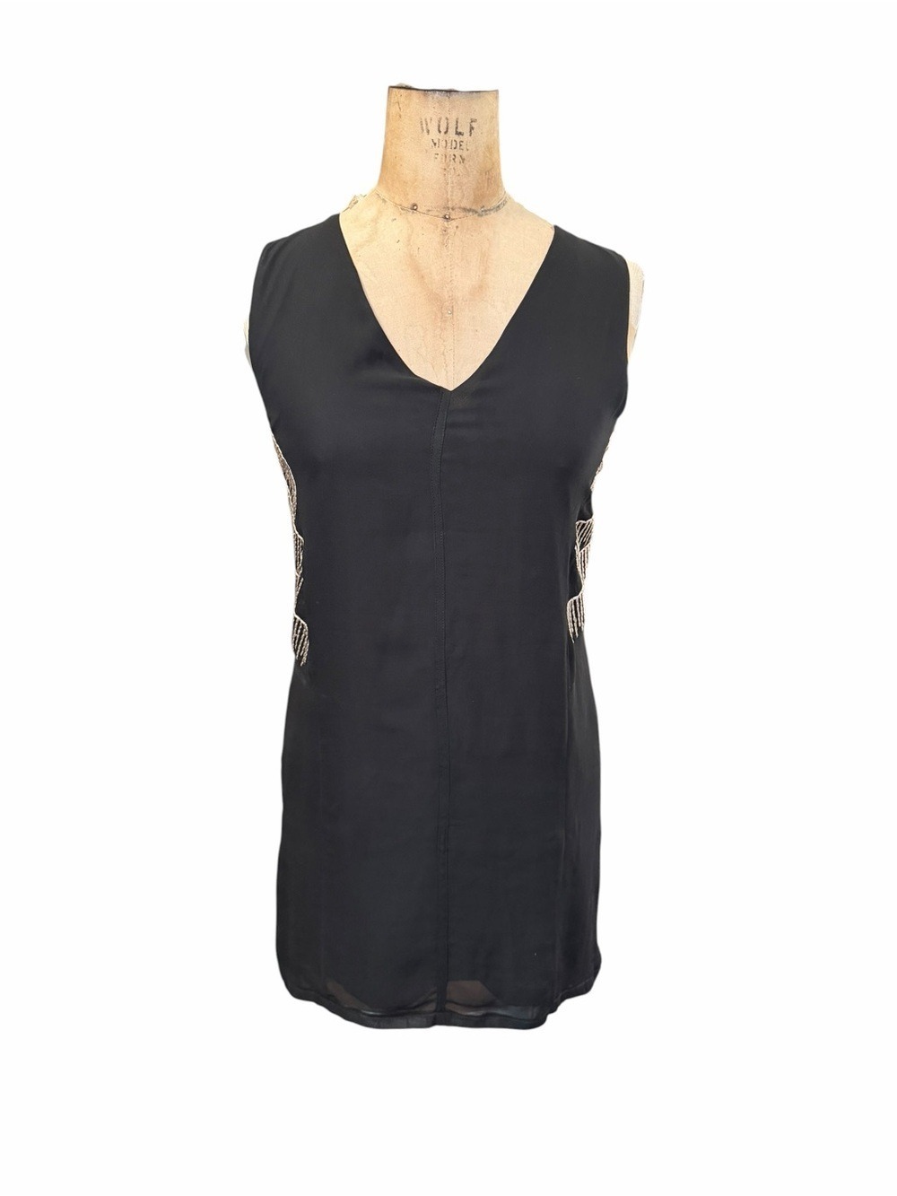 Anthropologie Chloe Oliver Black Embroidered  V-Neck Mini Shift Dress Size S